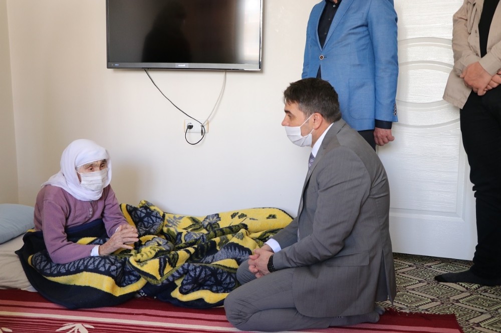 Şanlıurfa’da bir asrı deviren 57 anneye vefa 