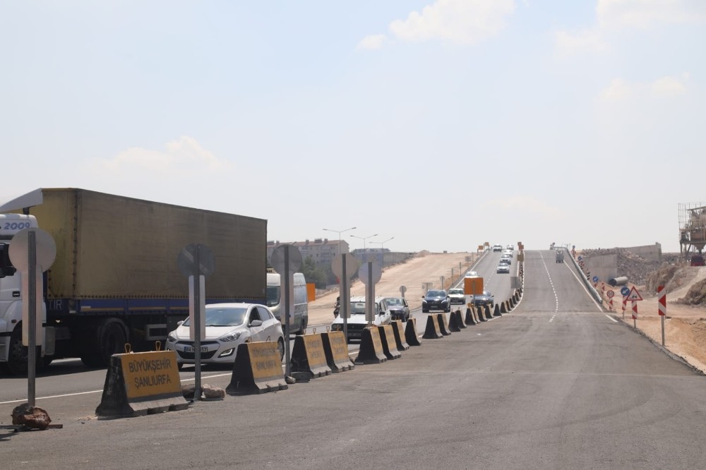 Şanlıurfa’da çevik kuvvet köprülü kavşağı trafiğe açıldı 