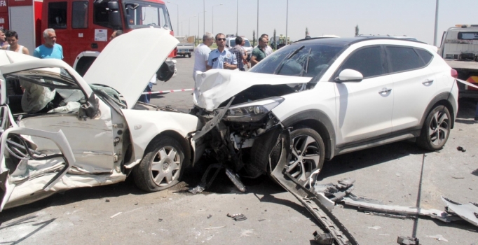 Şanlıurfa’da cip ile otomobil çarpıştı: 5 yaralı
