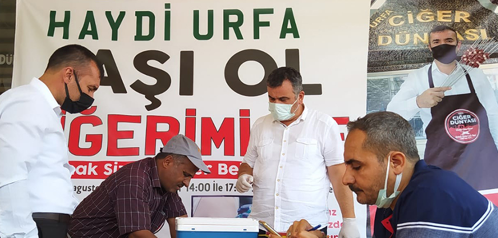 Şanlıurfa'da dikkat çeken aşı kampanyası: Aşı ol ciğerimi ye! 'Aşı ol ciğerimi ye' kampanyası