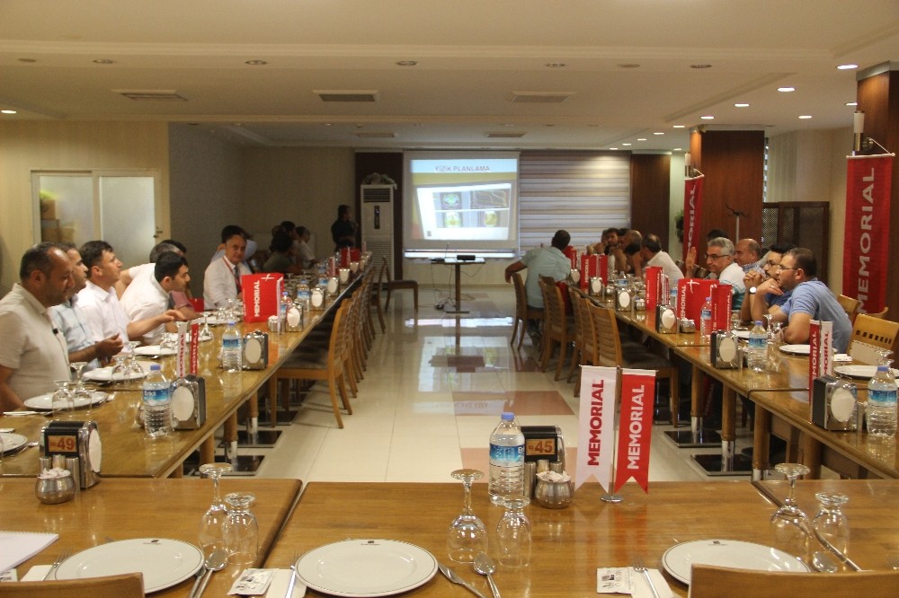 Şanlıurfa’da doktorlara onkolojideki son gelişmeler anlatıldı 