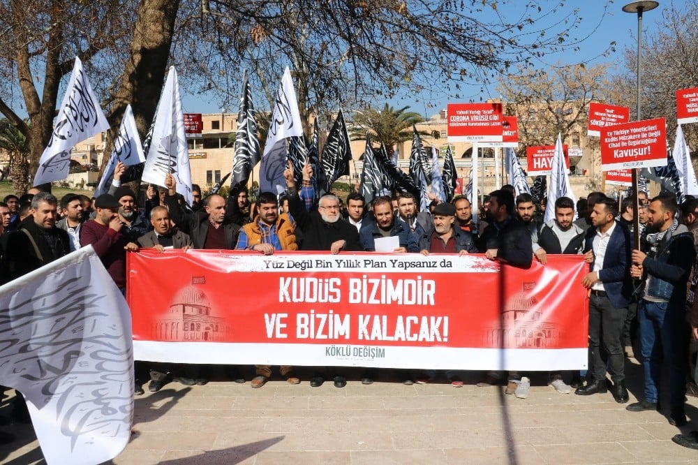Şanlıurfa’da eller Kudüs için semaya açıldı 