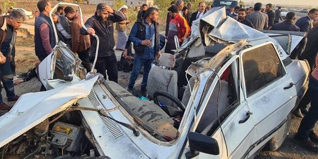 Şanlıurfa'da feci kaza! Araç hurdaya döndü