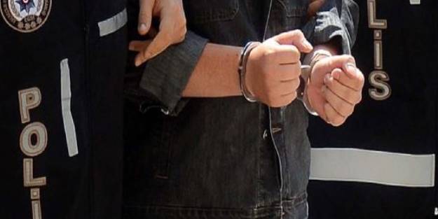 FETÖ'cü saklandığı delikte yakalandı!