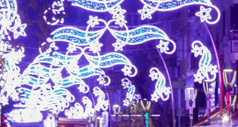 Şanlıurfa’da gece ’sevgi caddeleri’ ile aydınlatılıyor 