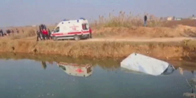 Şanlıurfa'da kaçak göçmen dolu minibüs kanala düştü! 6 ölü 5 yaralı