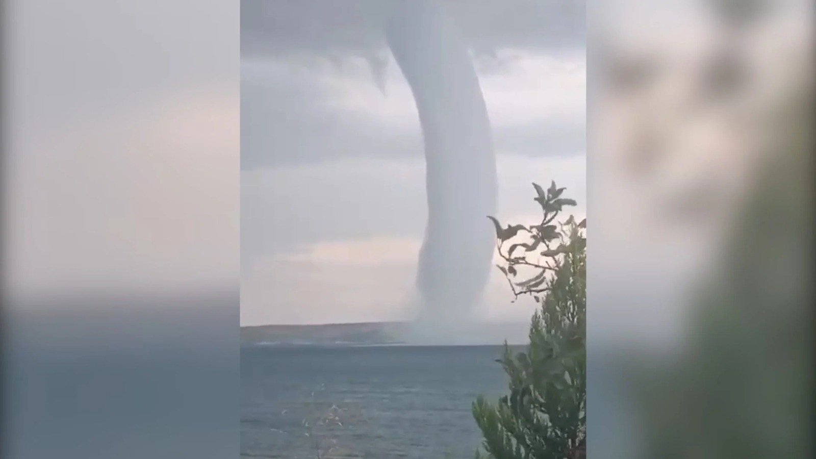 Şanlıurfa’da korku dolu anlar! Dev hortum böyle görüntülendi