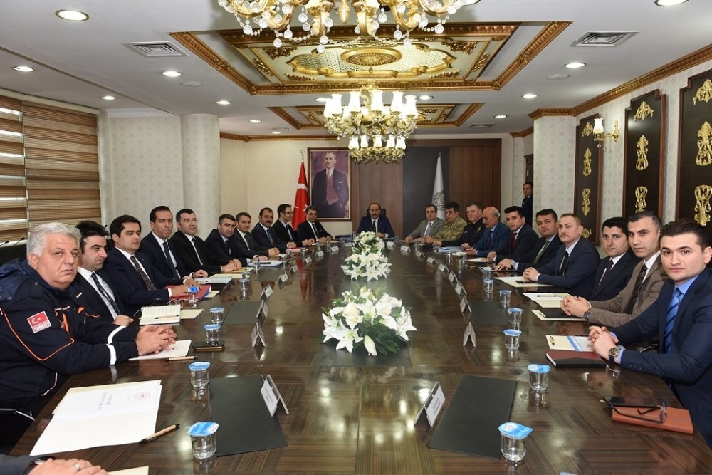Şanlıurfa’da korona virüs önlemleri artırıldı 