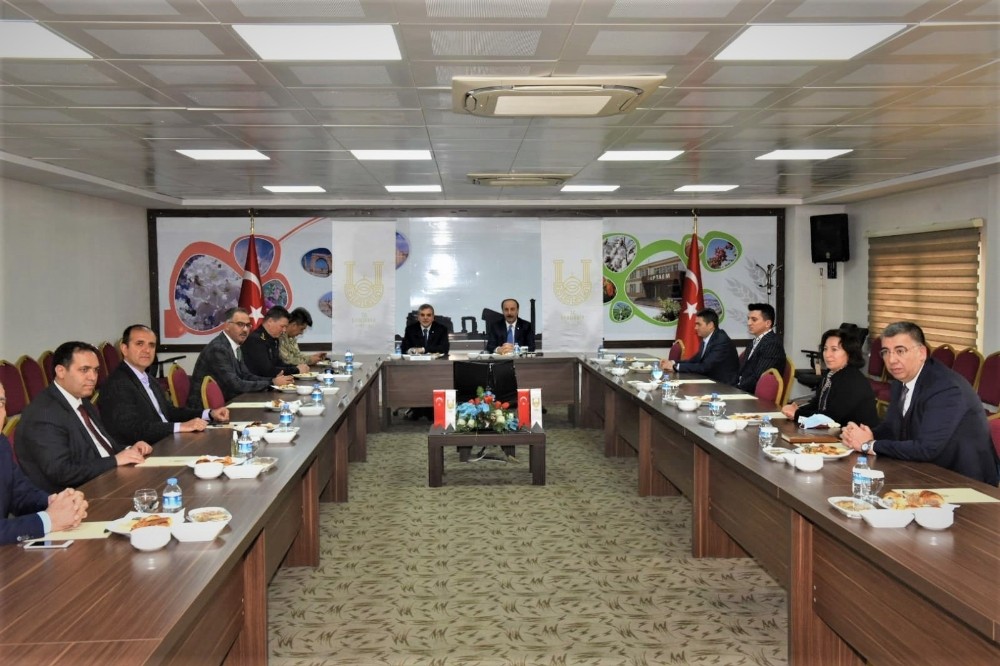 Şanlıurfa’da korona virüs tedbirleri görüşüldü 