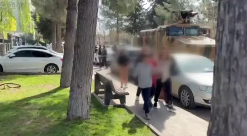 Şanlıurfa'da lisede silahlı saldırı! Yaralılar var