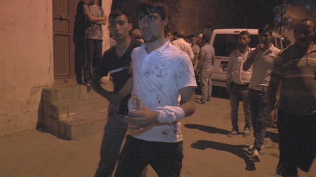 Şanlıurfa'da mahalleli ayaklandı polis araya girdi: 3 yaralı