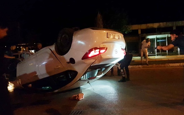 Şanlıurfa'da polisten kaçarken devrilen otomobilde bulundu