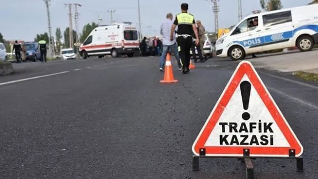 Şanlıurfa'da TIR ticari aracı biçti: 2 kişi öldü