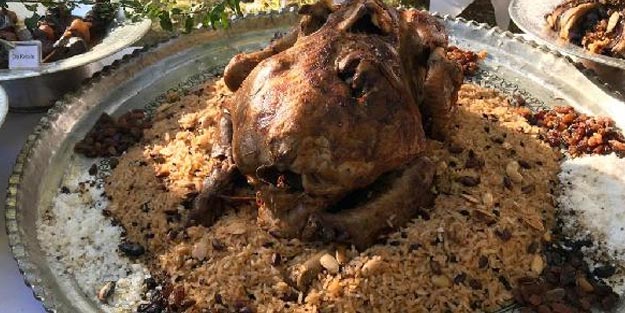 Şanlıurfa'da unutulmaya yüz tutan yöresel 120 çeşit yemek sergilendi