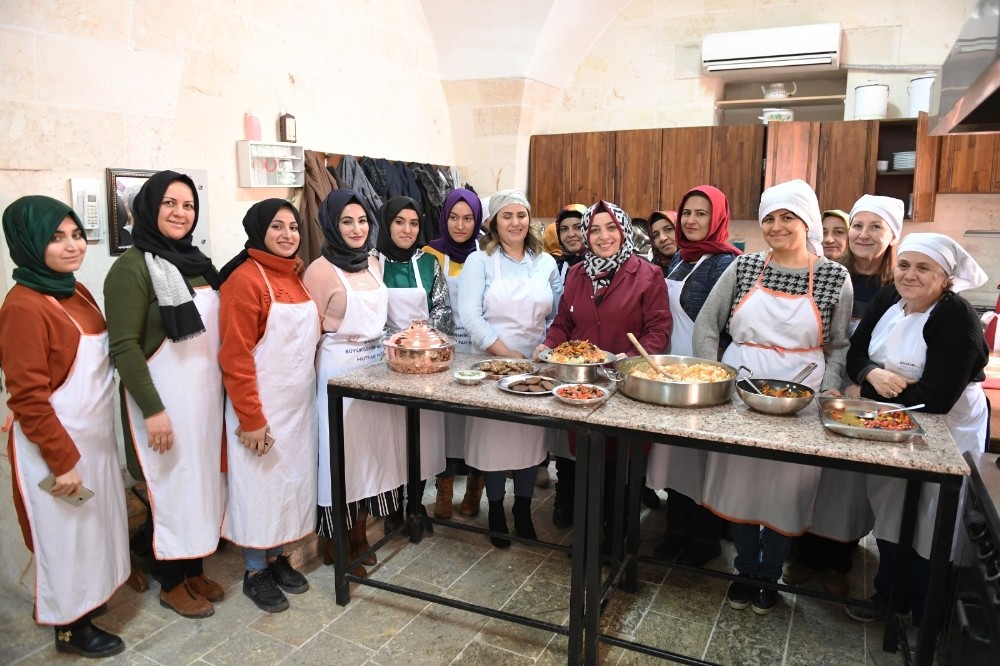 Şanlıurfa’da yöresel yemek kursu başladı 