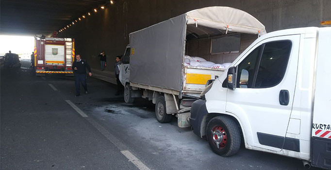 Şanlıurfa'da zincirleme kaza: 3 kişi yaralı