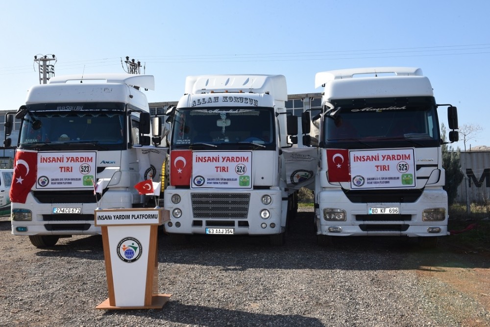 Şanlıurfa’dan İdlib’e 3 tır insani yardım 