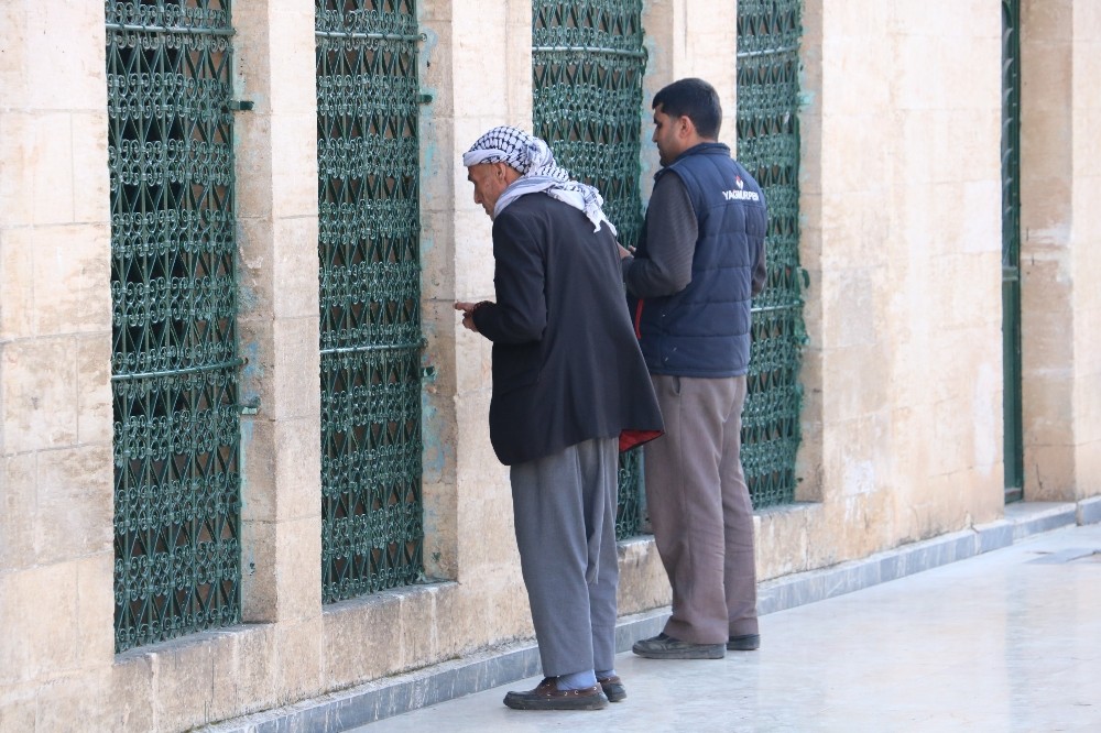 Şanlıurfalılar, korona virüsünden korunuyor 