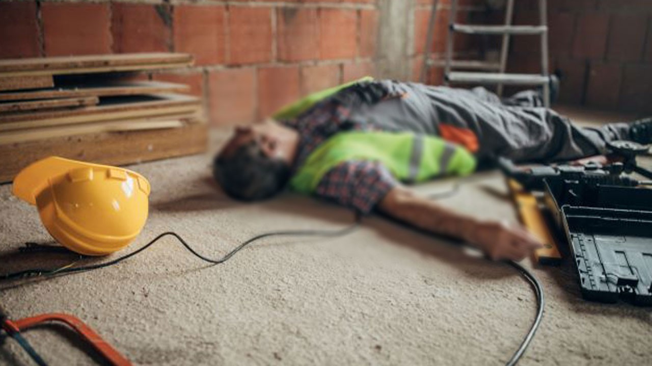 Şantiyede feci ölüm! Elektrik akımına kapılan işçi hayatını kaybetti
