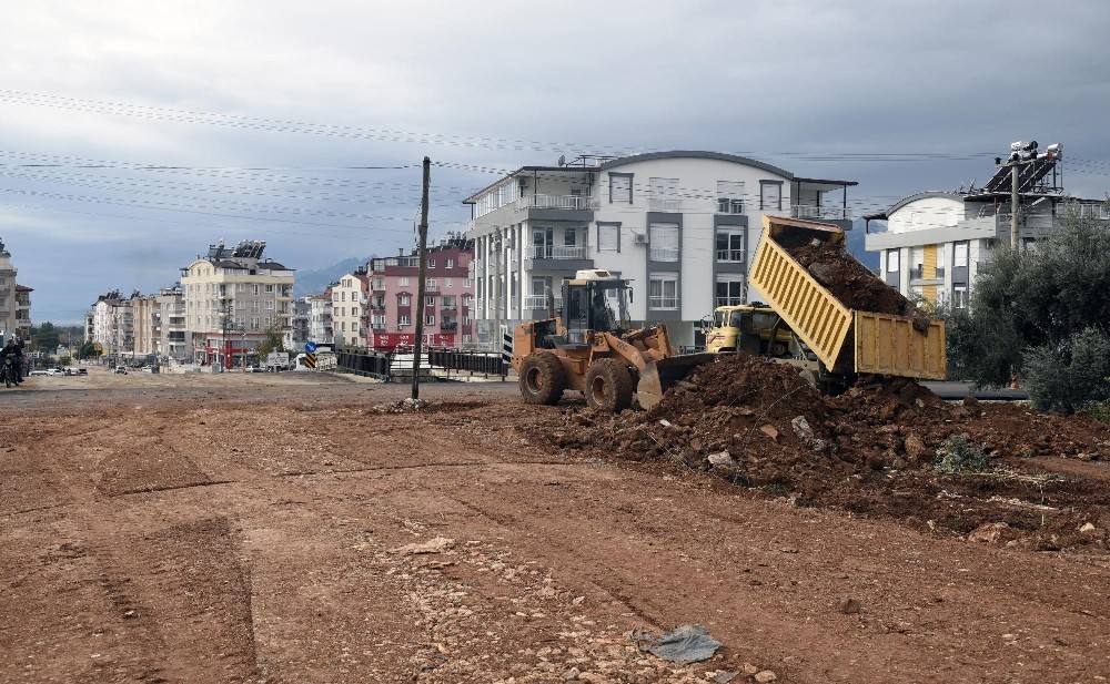 Santral mahallesine 22 metrelik yeni yol 