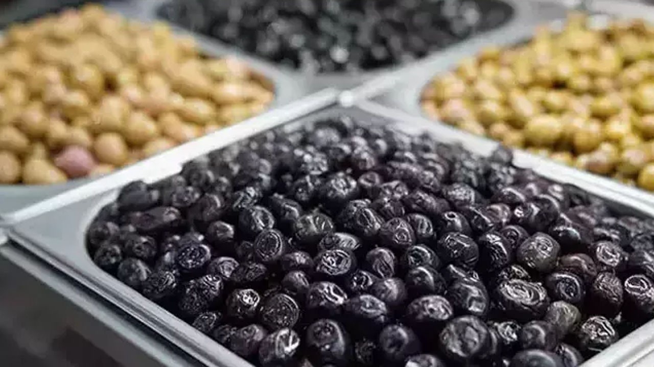 Şap gibi zeytinin tuzunu alan yöntem: Zeytin pamuk gibi oluyor