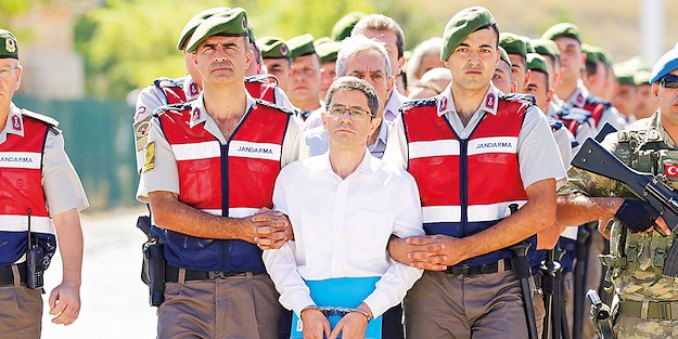 'Åapka' ve 'Kuzgun'u dinlediler! ABD heyeti FETÃ ile yÃ¼zleÅti