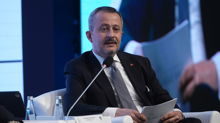 Sapkın LGBT dayatmasına 