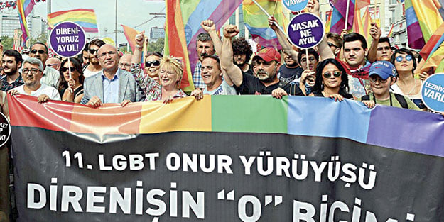 Sapkınların parası Alman vakıflarından