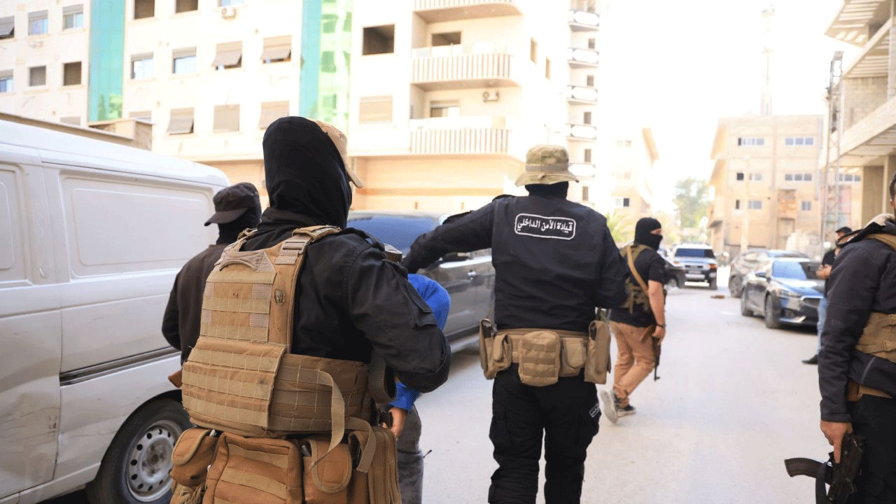 Şara yönetimi göz açtırmıyor: Suriye genelinde teröristlere büyük operasyon!