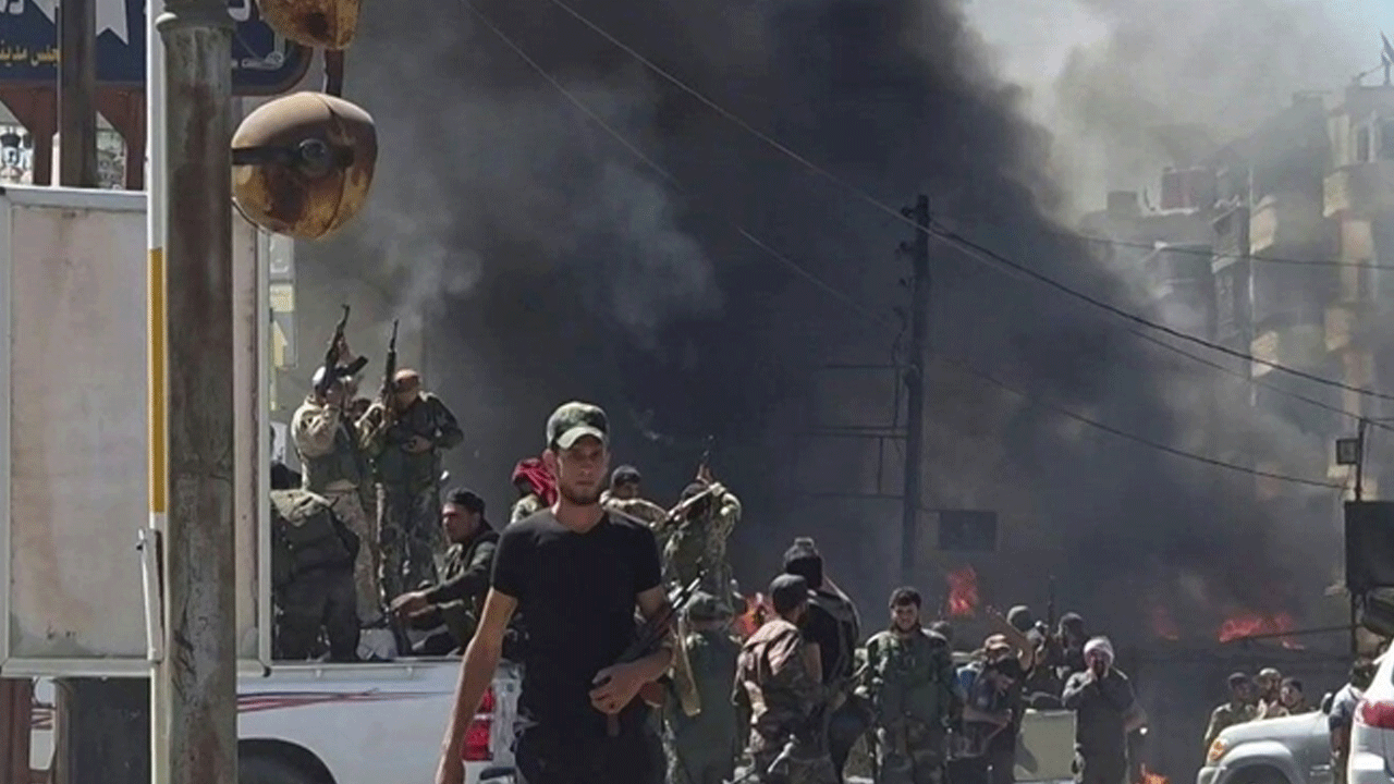 Şara yönetimi hani siyonistleri destekliyordu: Katil İsrail'den Suriye ordusuna alçak saldırı!