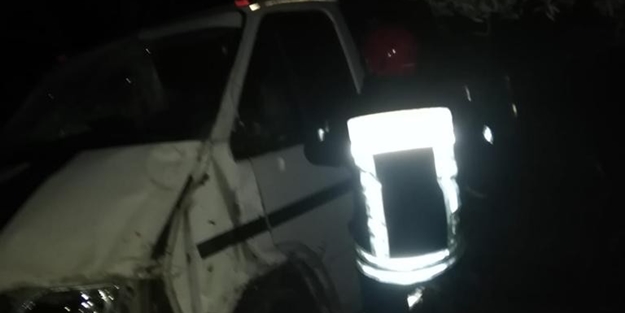 Şarampole yuvarlanmış kamyonet bulundu! Sürücü kayıp