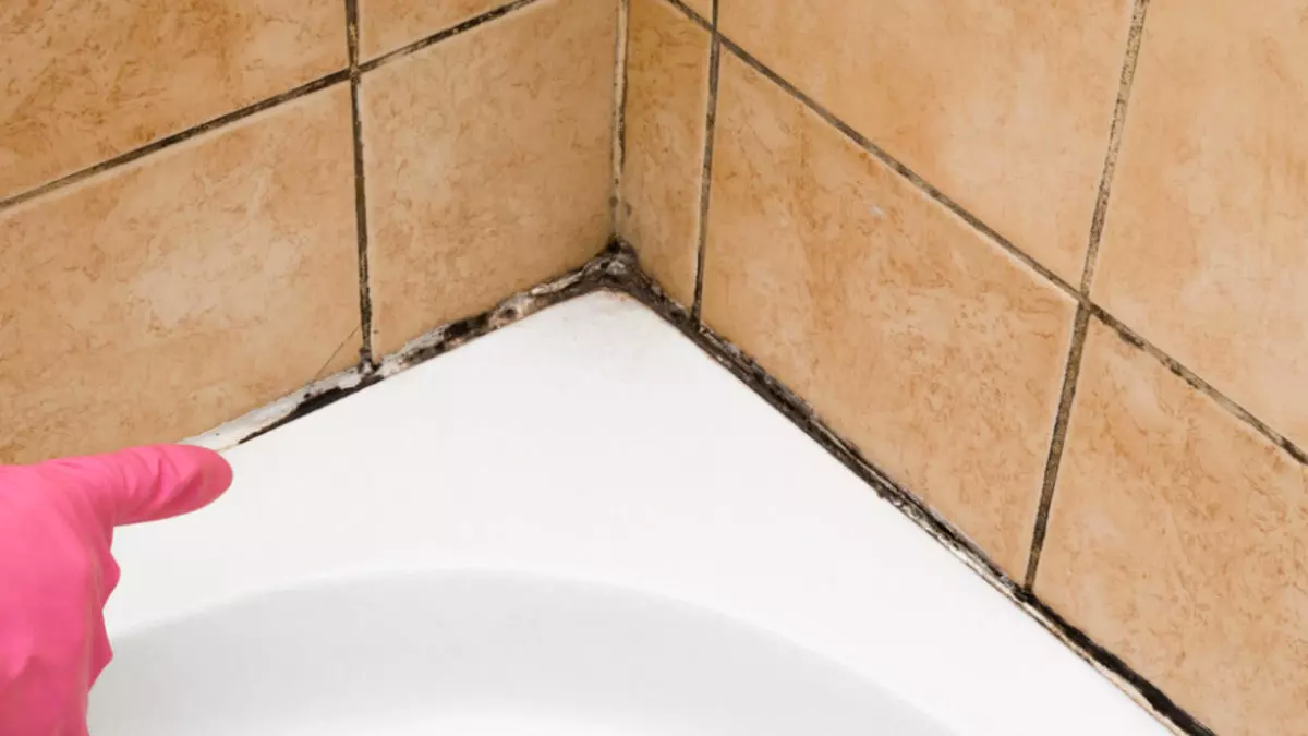 Sararan derz aralarını boyamakla uğraşmayın! Bu yöntem, en kirlisini bile kar gibi bembeyaz yapıyor! Şaşkınlıktan, resmen gözleriniz yerinden fırlayacak