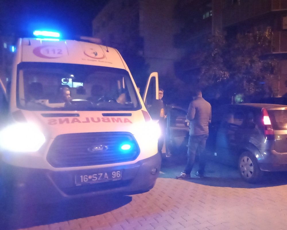Sarhoş sürücü polis ve sağlık ekiplerine zor anlar yaşattı 