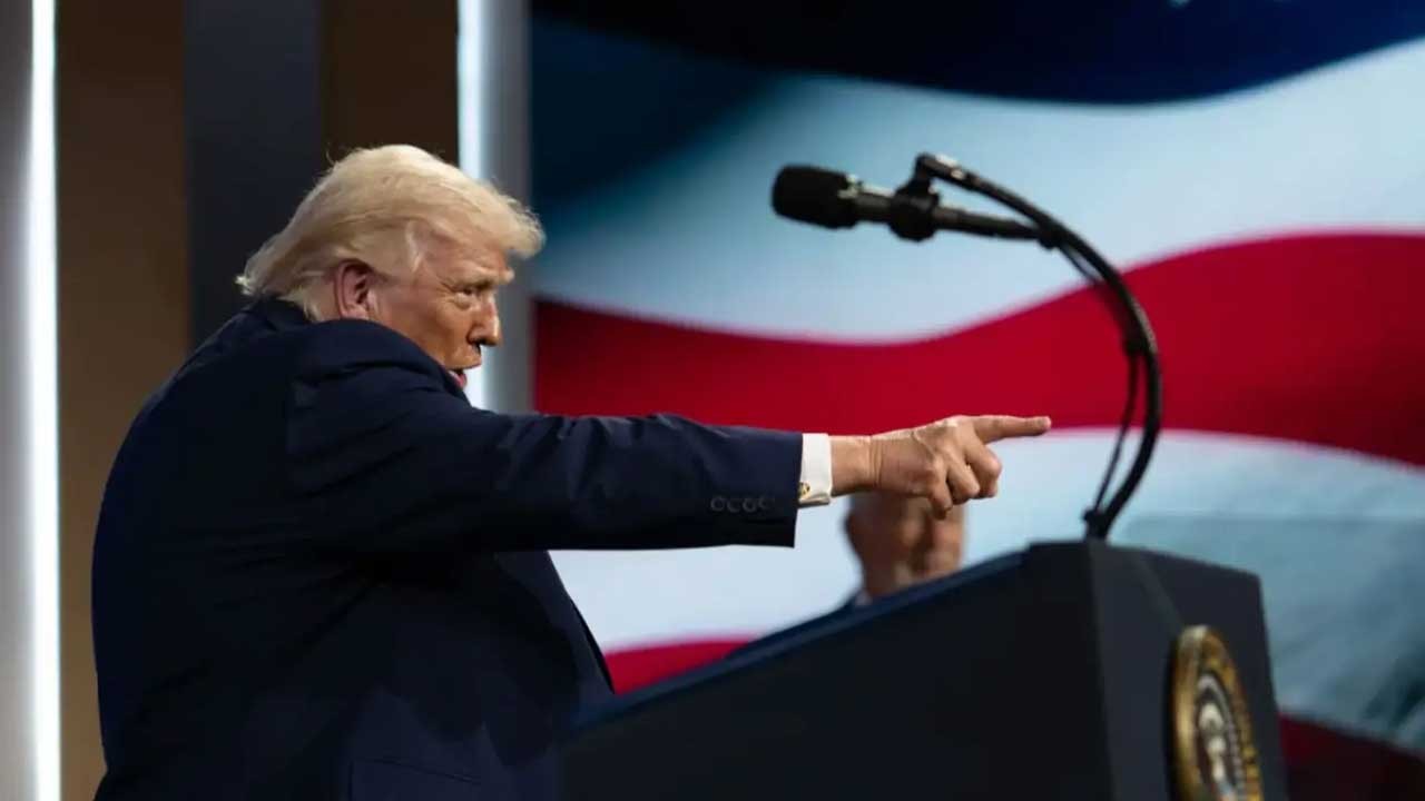 Sarı kafa Trump rahat durmuyor! "Umarım bu önemli dönemde düzgün davranır"