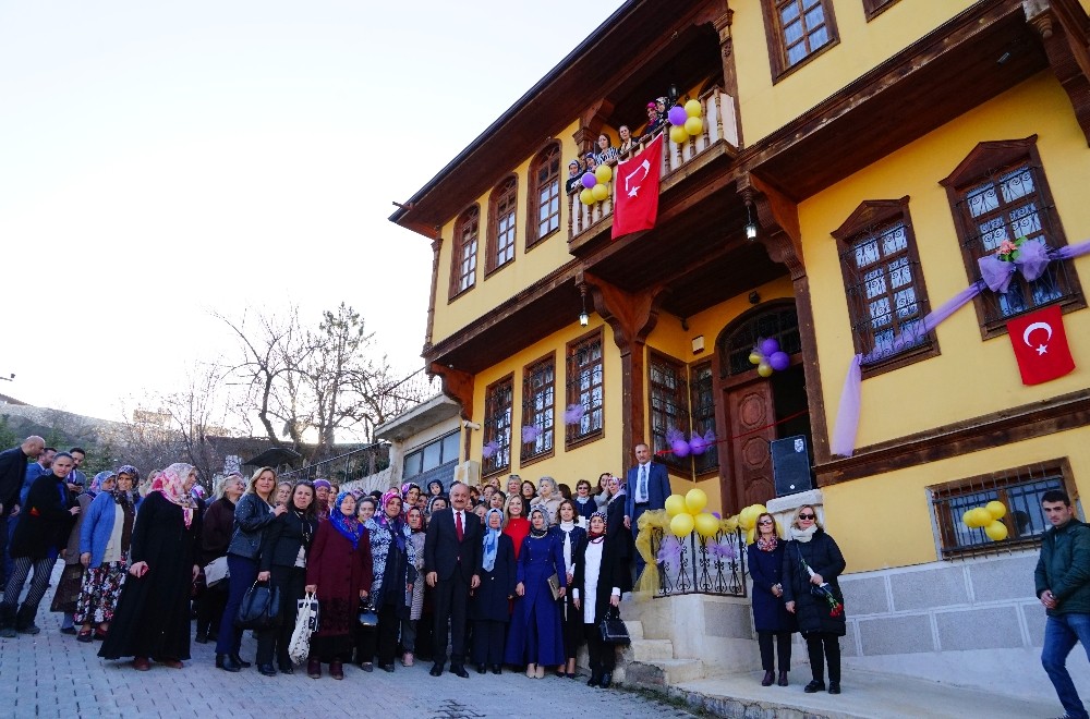 Sarı Konak Kadın Kooperatifi’nin açılışı gerçekleştirildi 