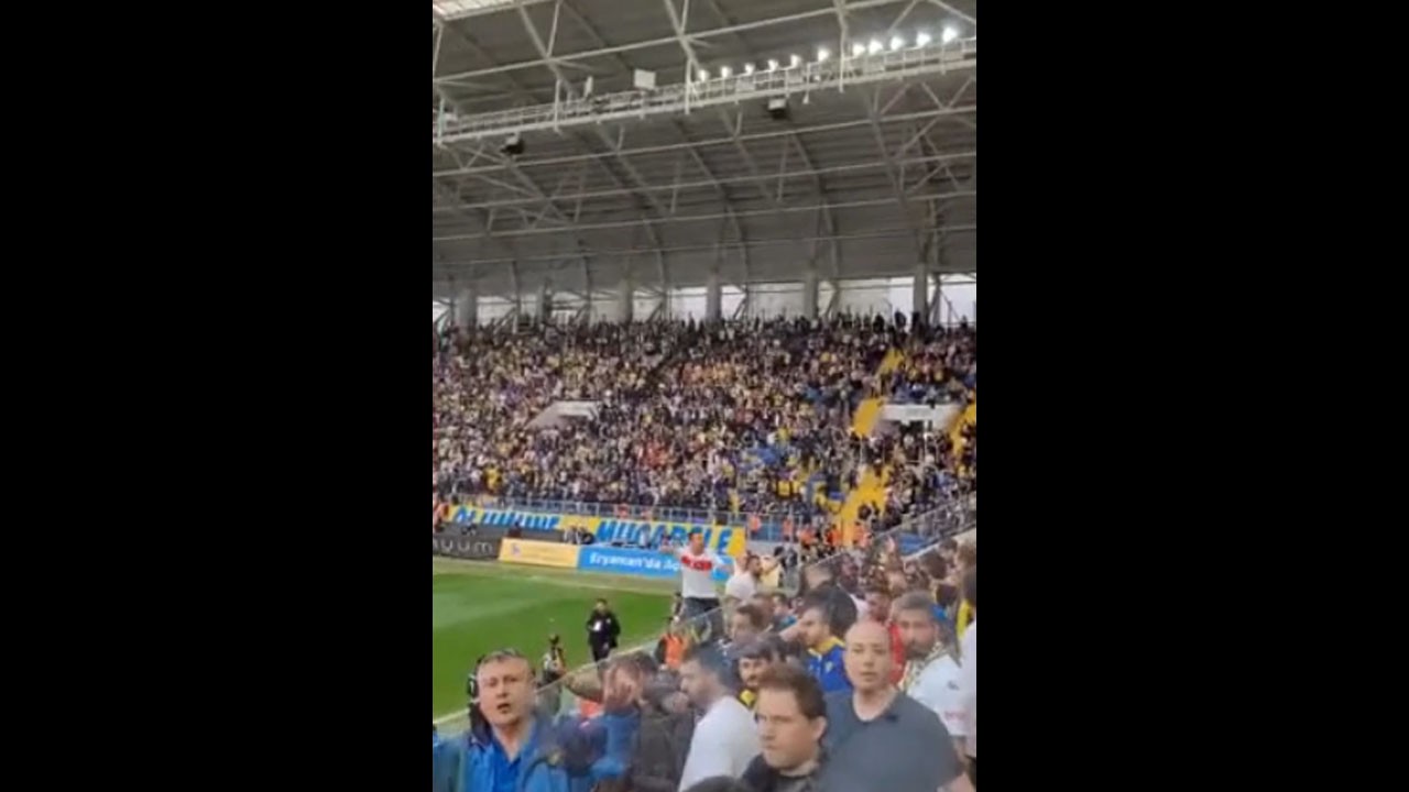 Sarı - lacivertlilerin kaderi bu... Yıllar sonra yine yanlış anons! Taraftar gerçeği öğrenince yıkıldı