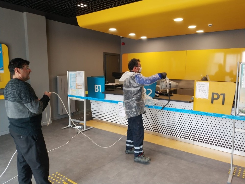Sarıcakaya’da camiler ve servis araçları da dezenfekte ediliyor 