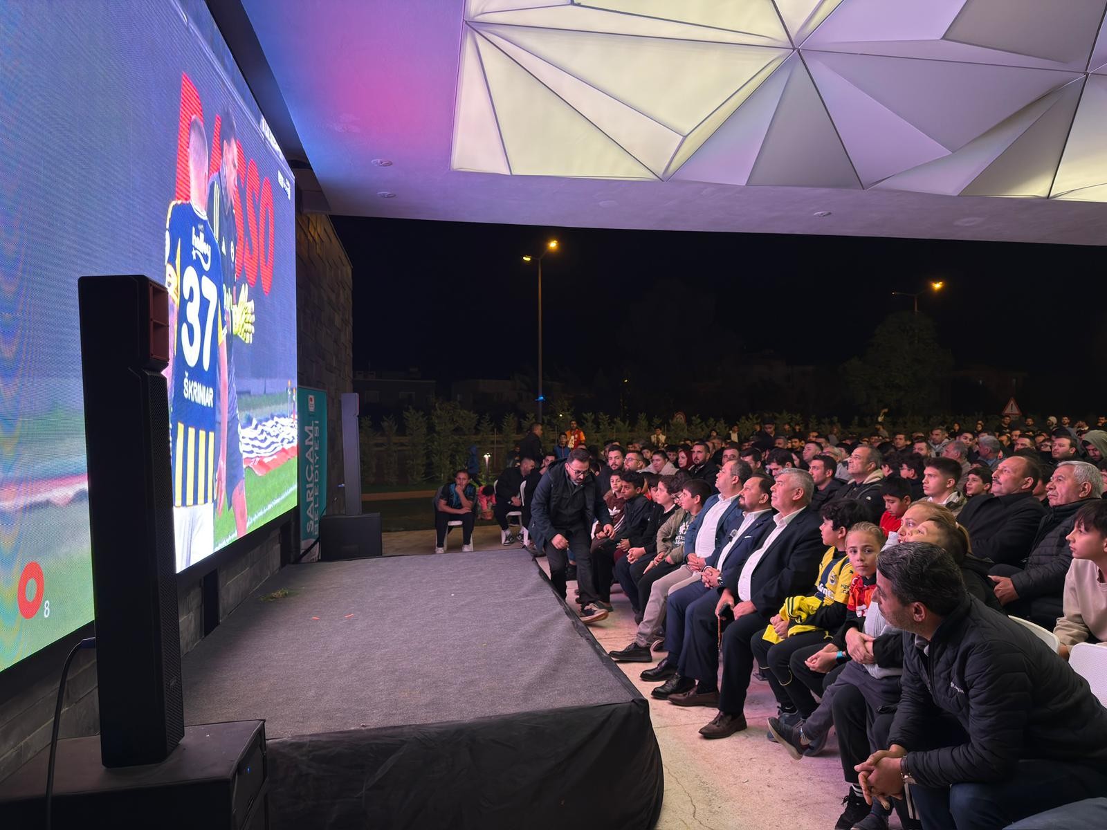 Sarıçam'da derbi coşkusu Başkan Uludağ'la zirveye çıktı