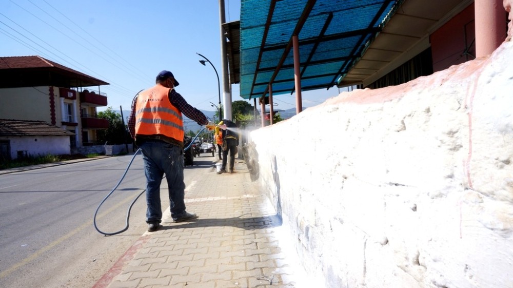 Sarıgöl Belediyesinden badanalı hijyen çalışması 
