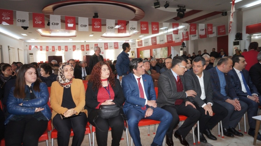 Sarıgöl CHP’de yeni başkan Eryılmaz oldu 