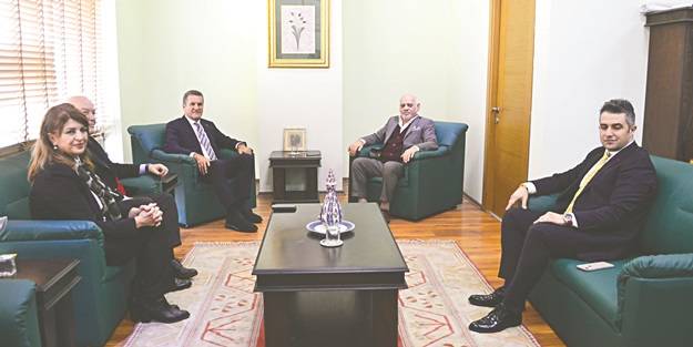 Sarıgül'den Akit'e ziyaret! MillÎ meselelerde “birlik” olmalıyız