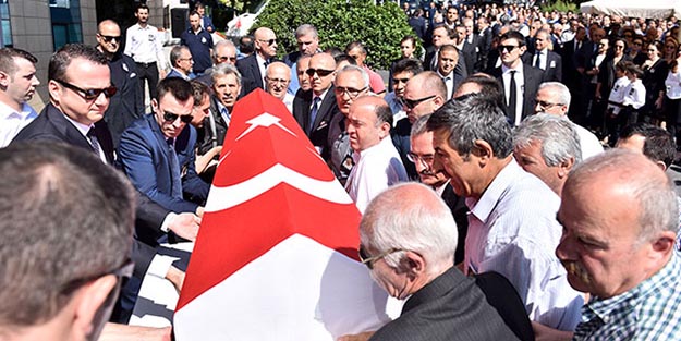 Şarık Tara için ilk tören ENKA Holding'te yapıldı