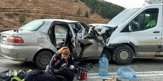 Sarıkamış'ta feci kaza! Çok sayıda yaralı var
