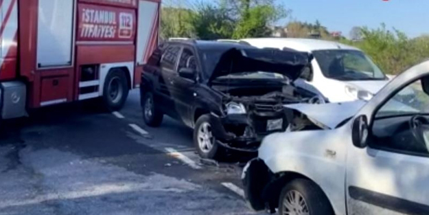 Sarıyer’de araçlar kafa kafaya çarpıştı: 3 yaralı