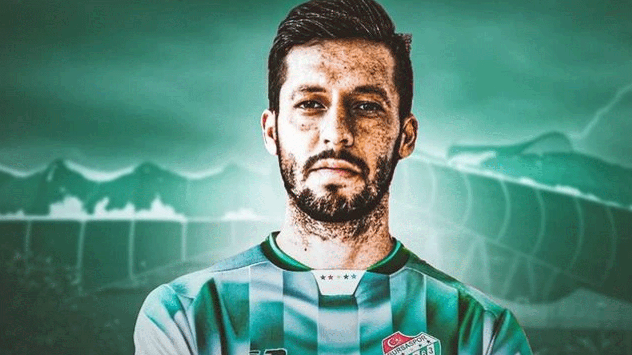 Sarıyer’de forma giyen Taha Batuhan Yayıkcı, Bursaspor'a transfer oldu