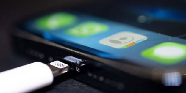 Şarjdaki telefonu kullanmak sağlığa zararlı mı?