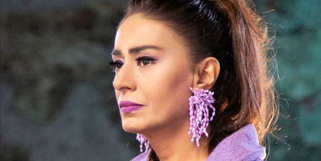 Şarkıcı Yıldız Tilbe kaza yaptı