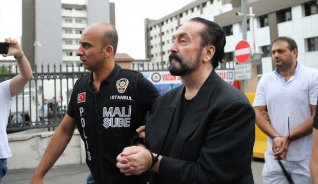 Adnan Oktar akıl hastanesine yatmış
