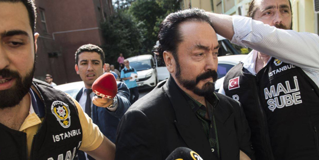 Şarlatan Adnan Oktar'a bir darbe de kardeş ülke Azerbaycan'dan!