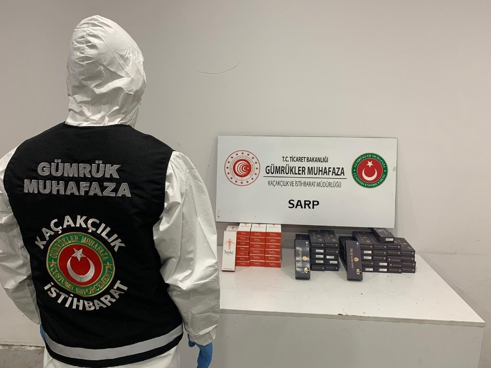 Sarp Sınır Kapısı’ndan kaçak Botoks malzemesi geçirmeye çalışırken yakalandı 